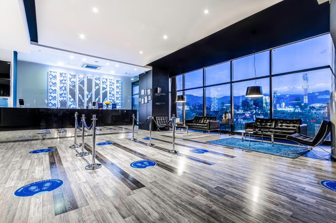 Hotel Wyndham Bogotá Zewnętrze zdjęcie Lobby