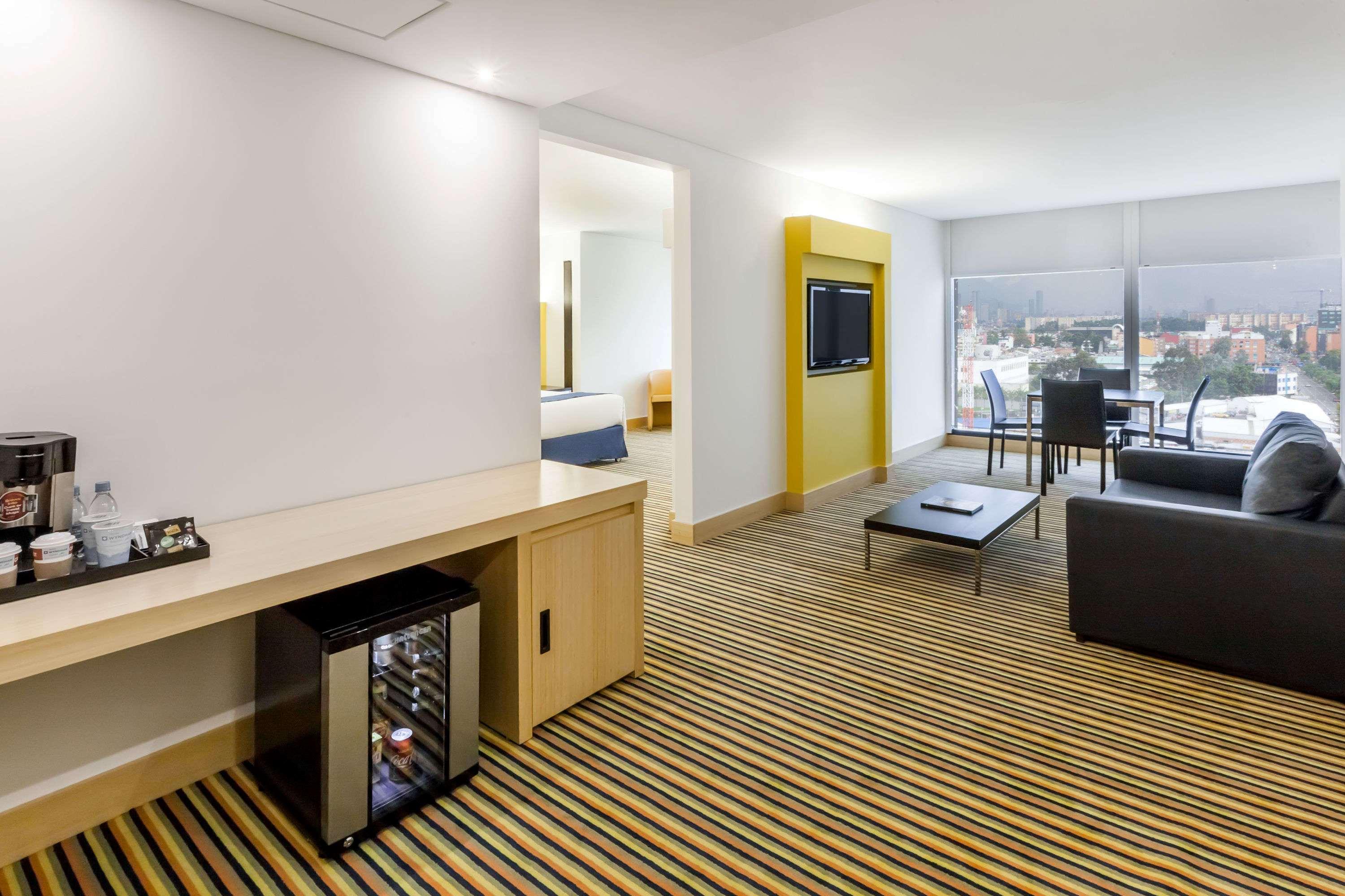 Hotel Wyndham Bogotá Zewnętrze zdjęcie