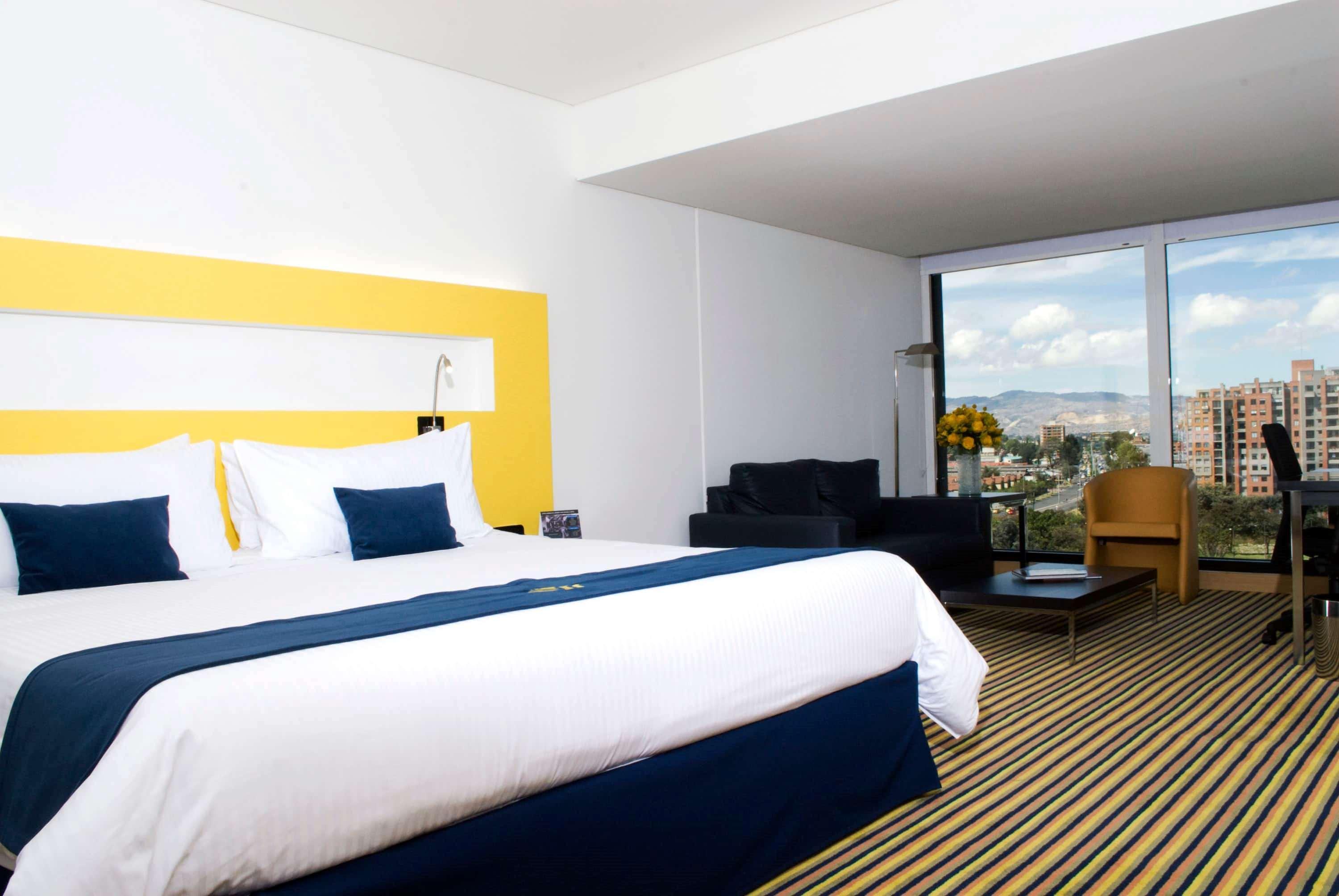 Hotel Wyndham Bogotá Zewnętrze zdjęcie