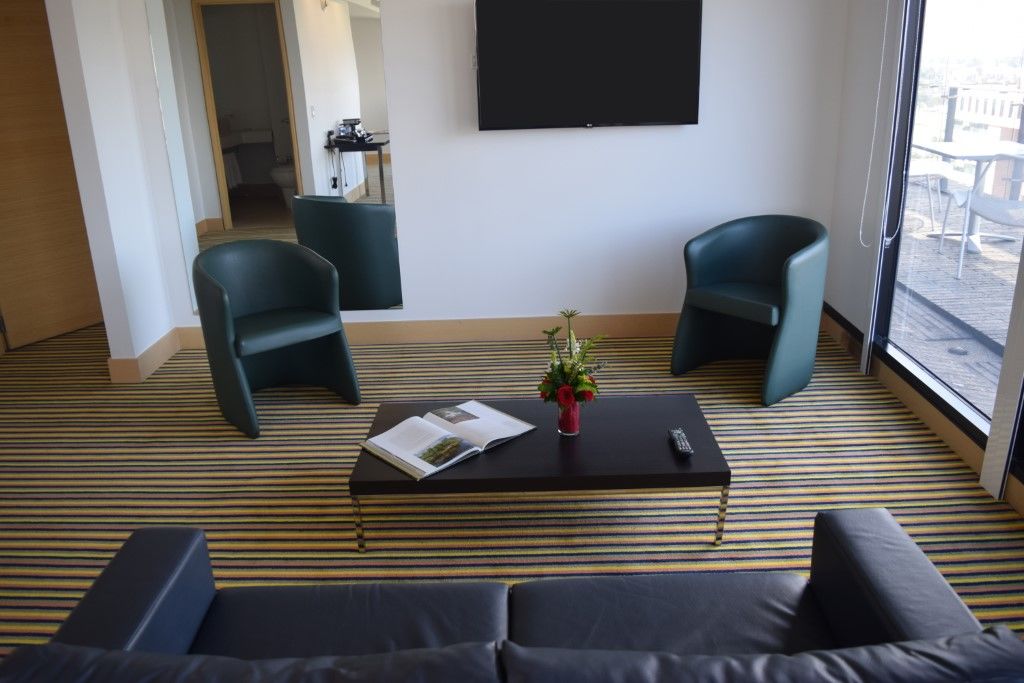 Hotel Wyndham Bogotá Zewnętrze zdjęcie A room at the hotel